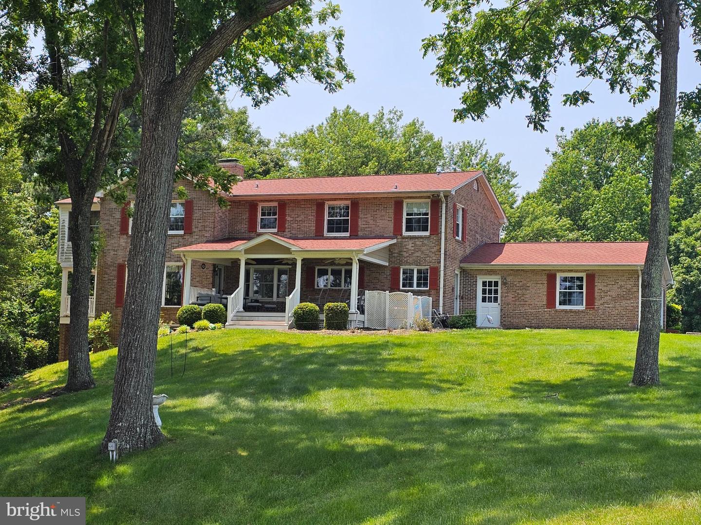 23500 River Rd Property Photo 1