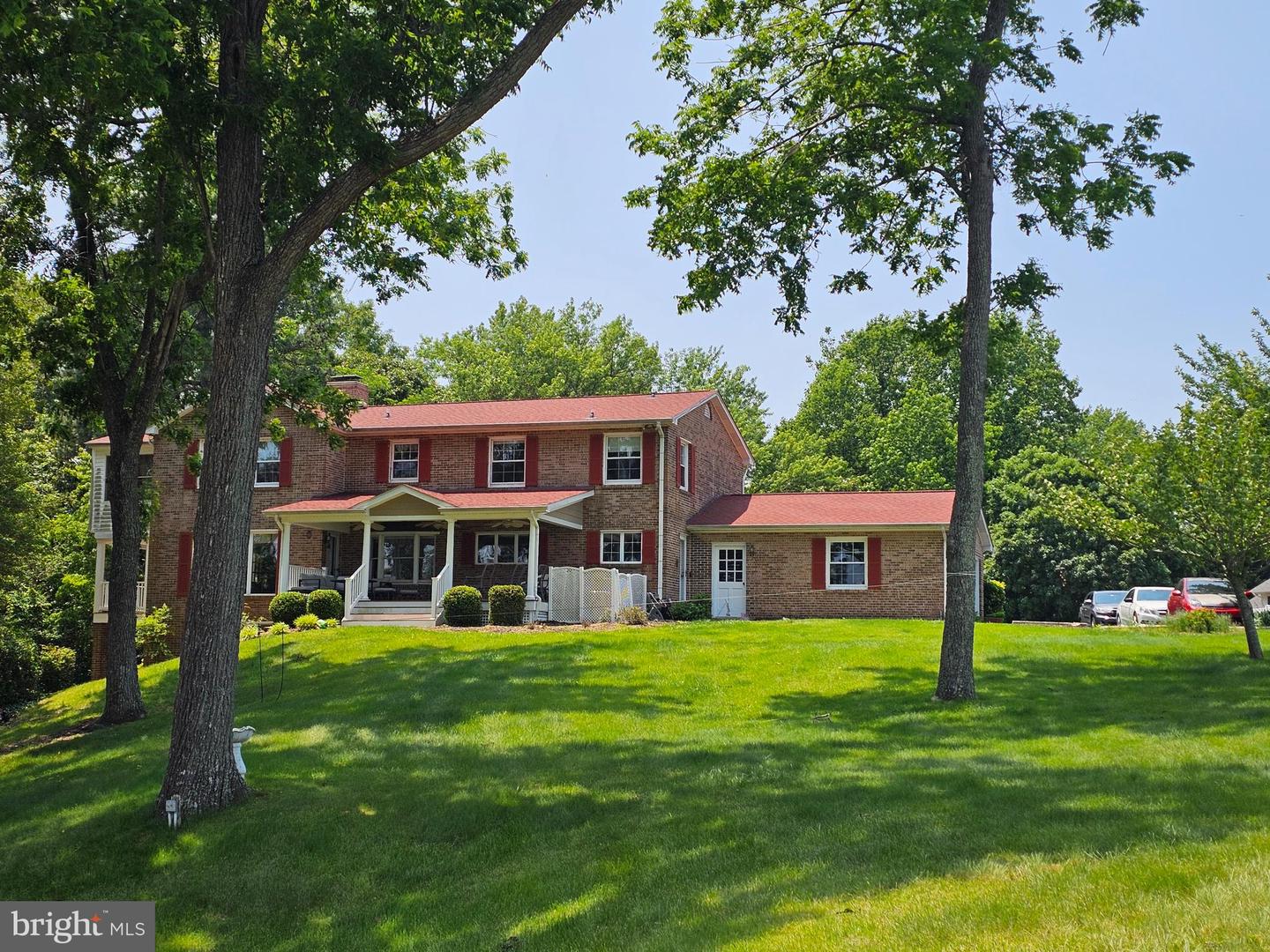 23500 River Rd Property Photo 3