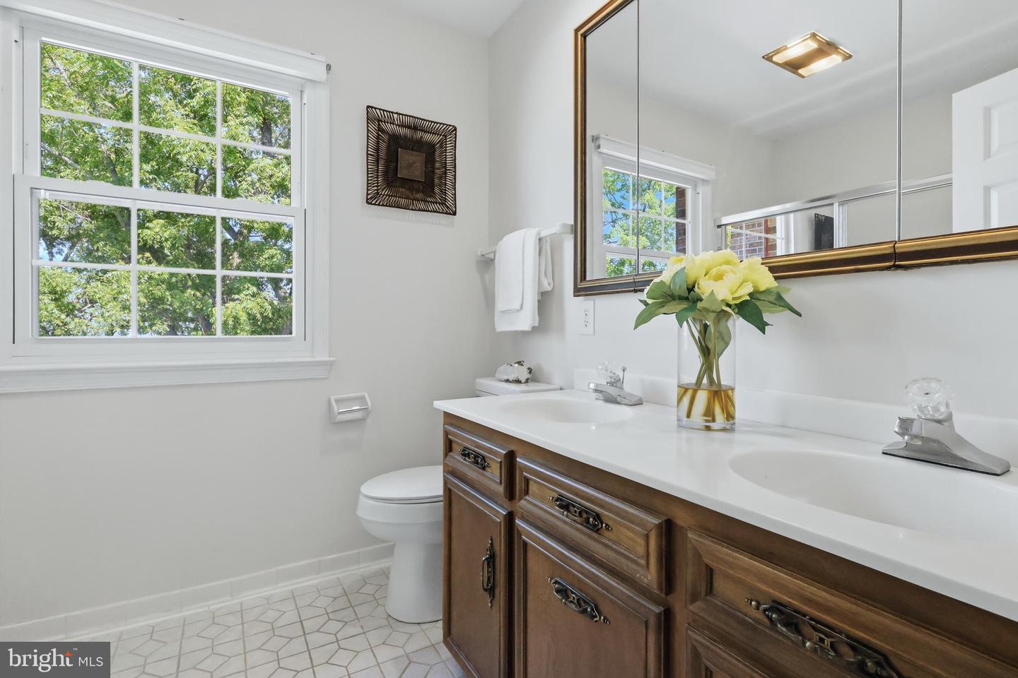 23500 River Rd Property Photo 61