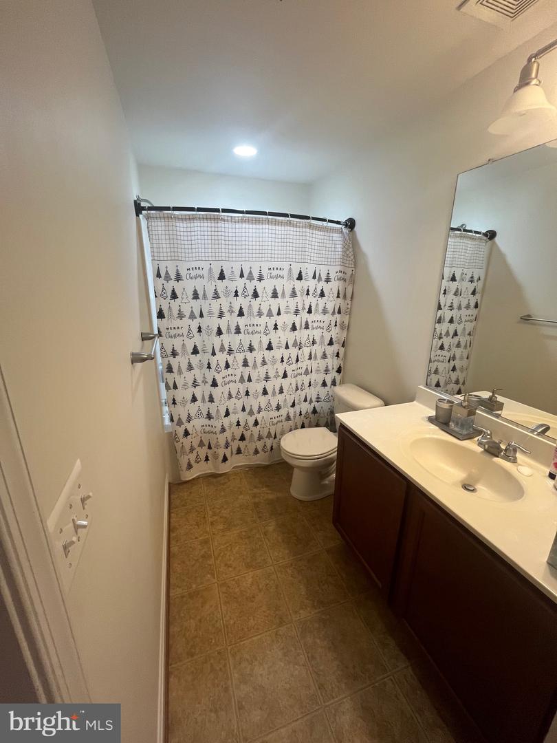 46118 Seabiscuit Ct Property Photo 27