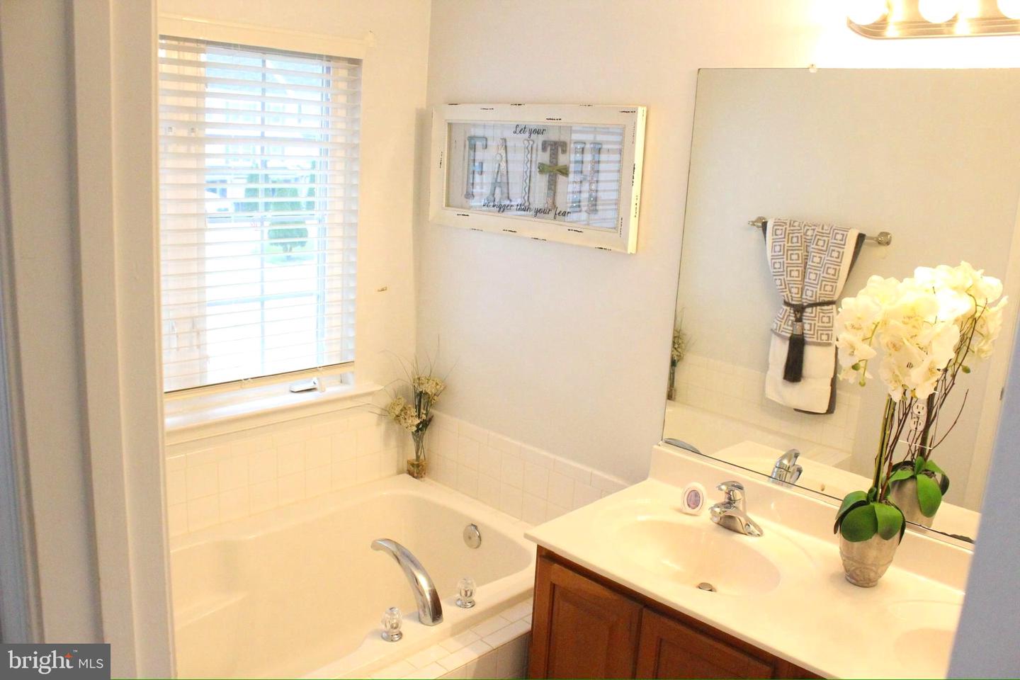 22767 Ventura Way Property Photo 18