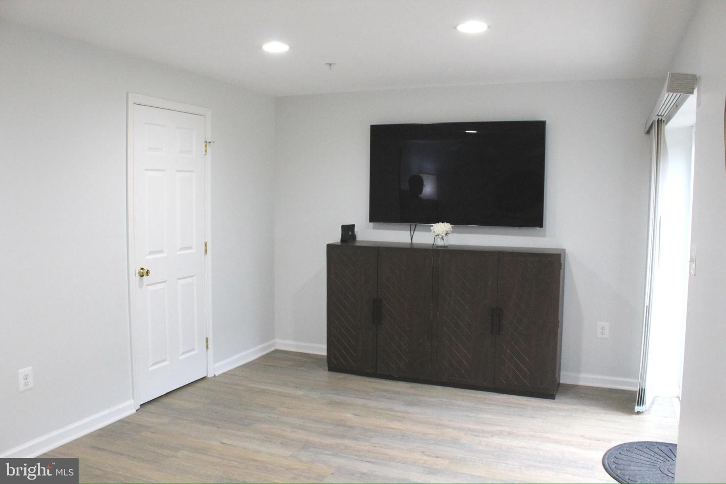 22767 Ventura Way Property Photo 31