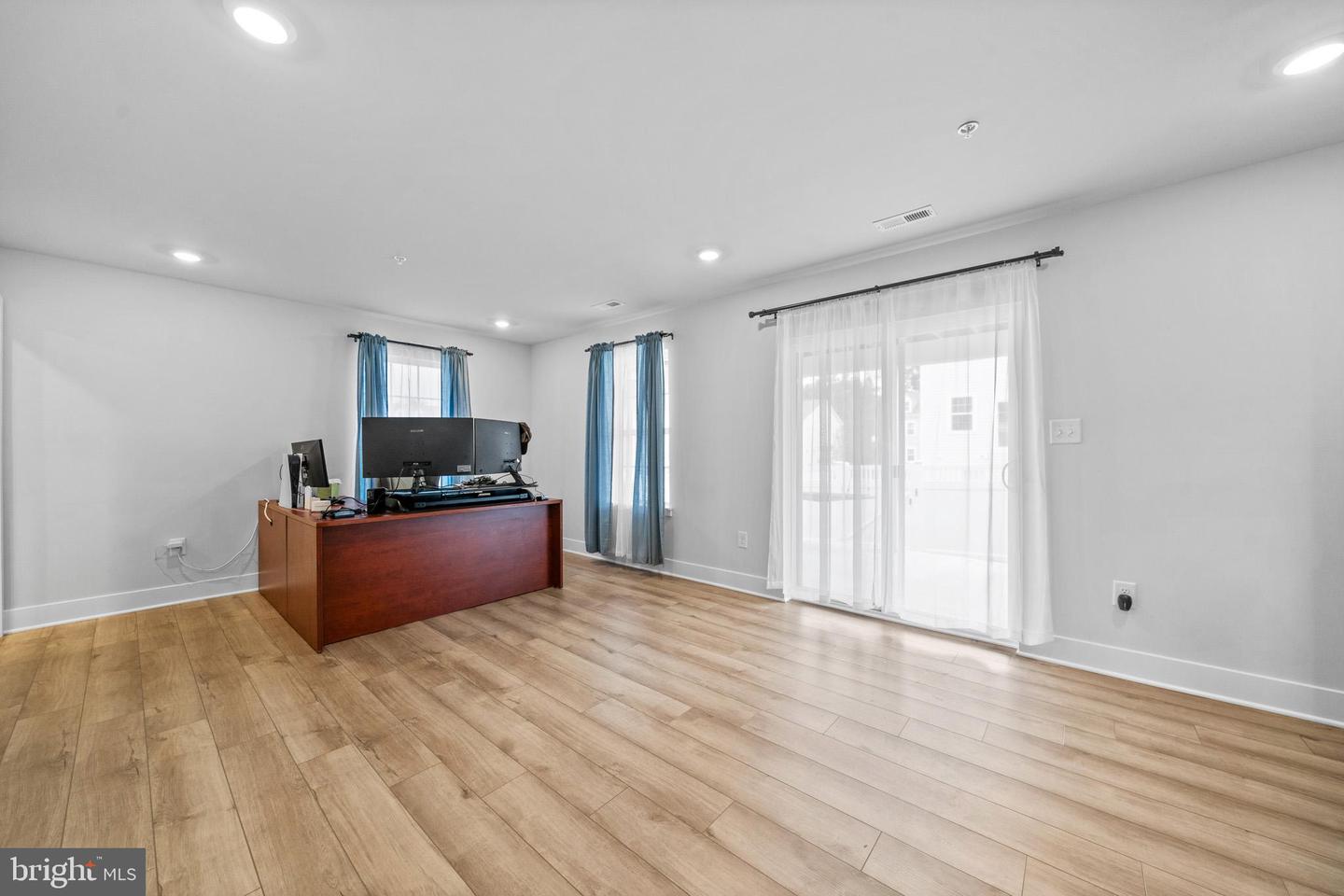 23628 Highliner Way Property Photo 34