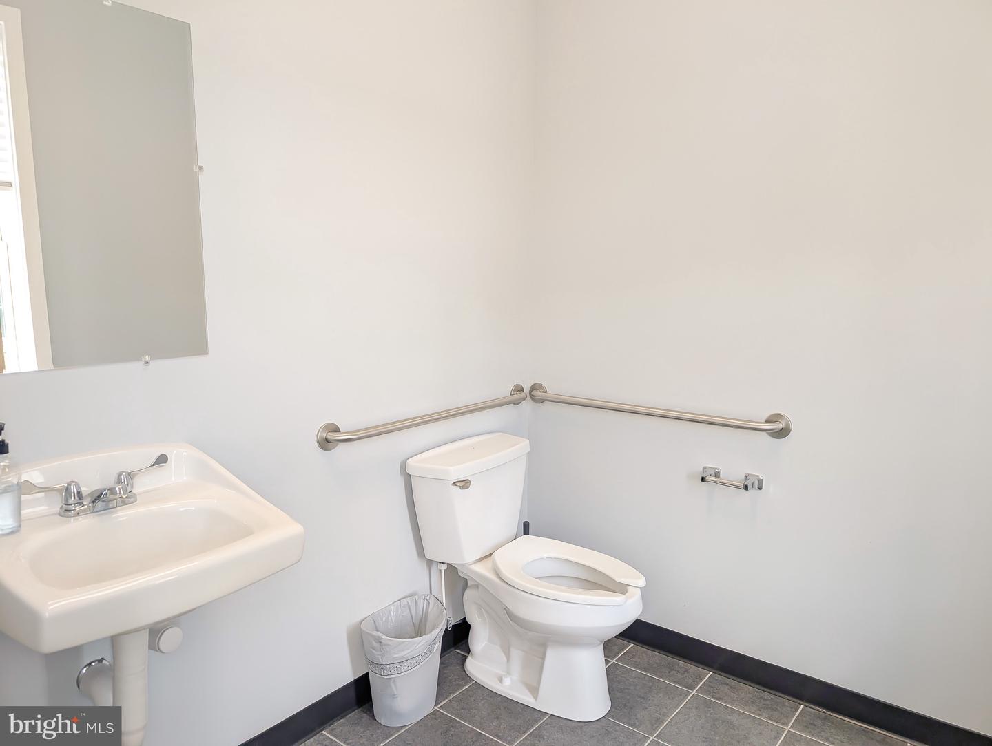 23680 Three Notch Rd #201 Property Photo 14