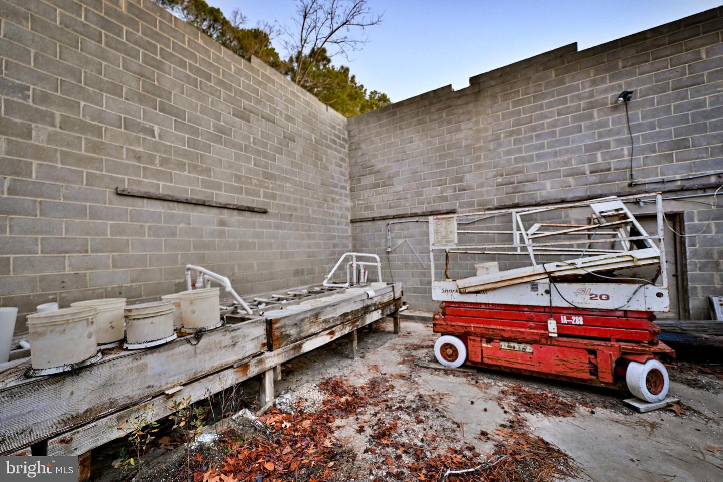 49676 Freemans Rd Property Photo 16