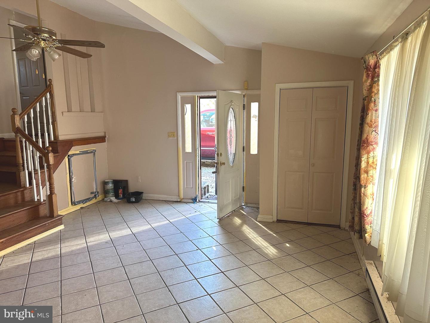 36061 Roosevelt Blvd Property Photo 2
