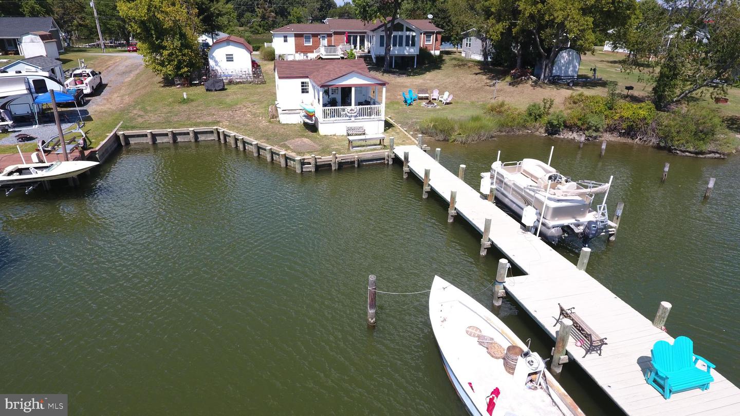 38819 Morris Point Rd Property Photo 1