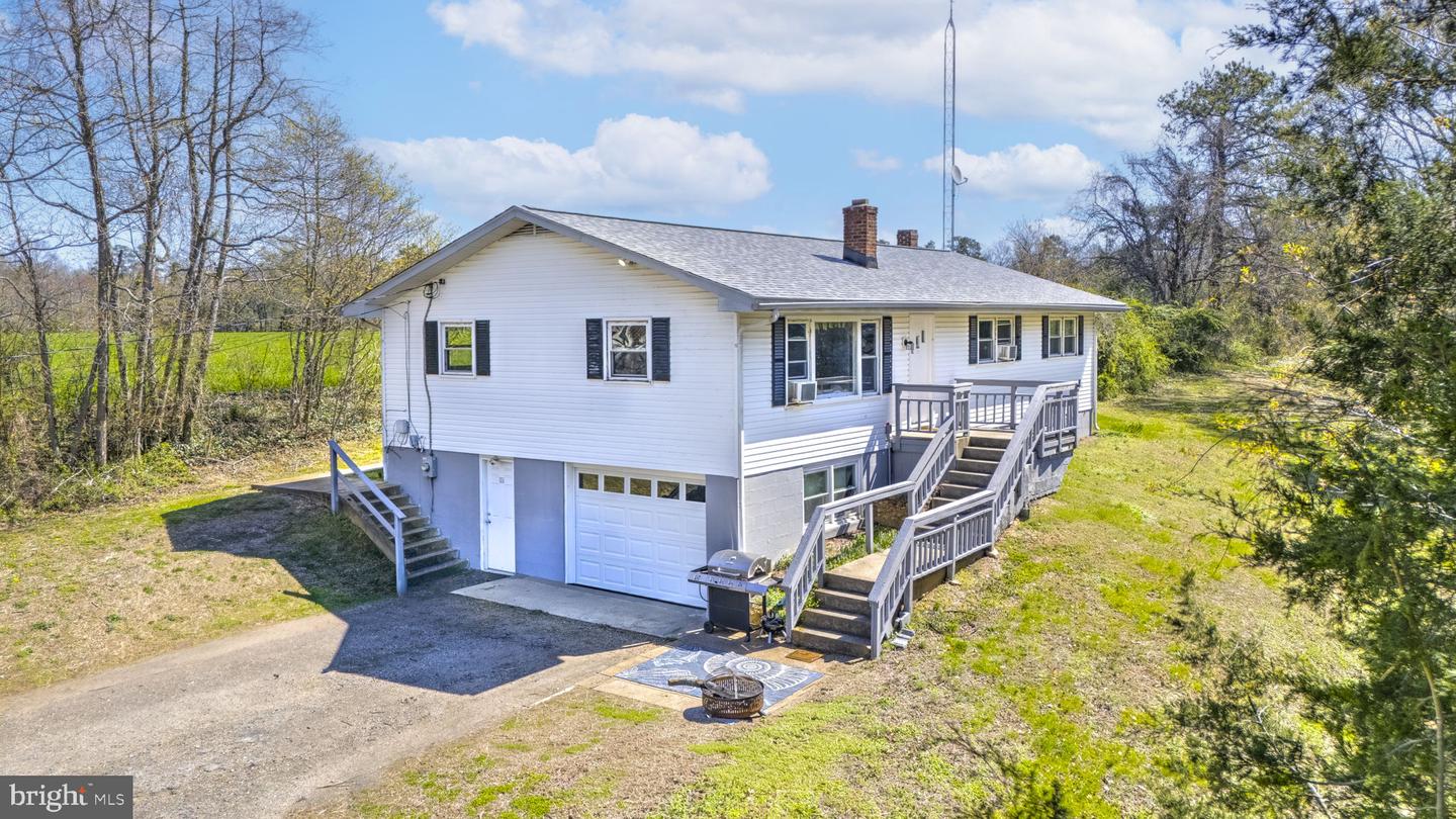 16320 Point Lookout Rd Property Photo 2