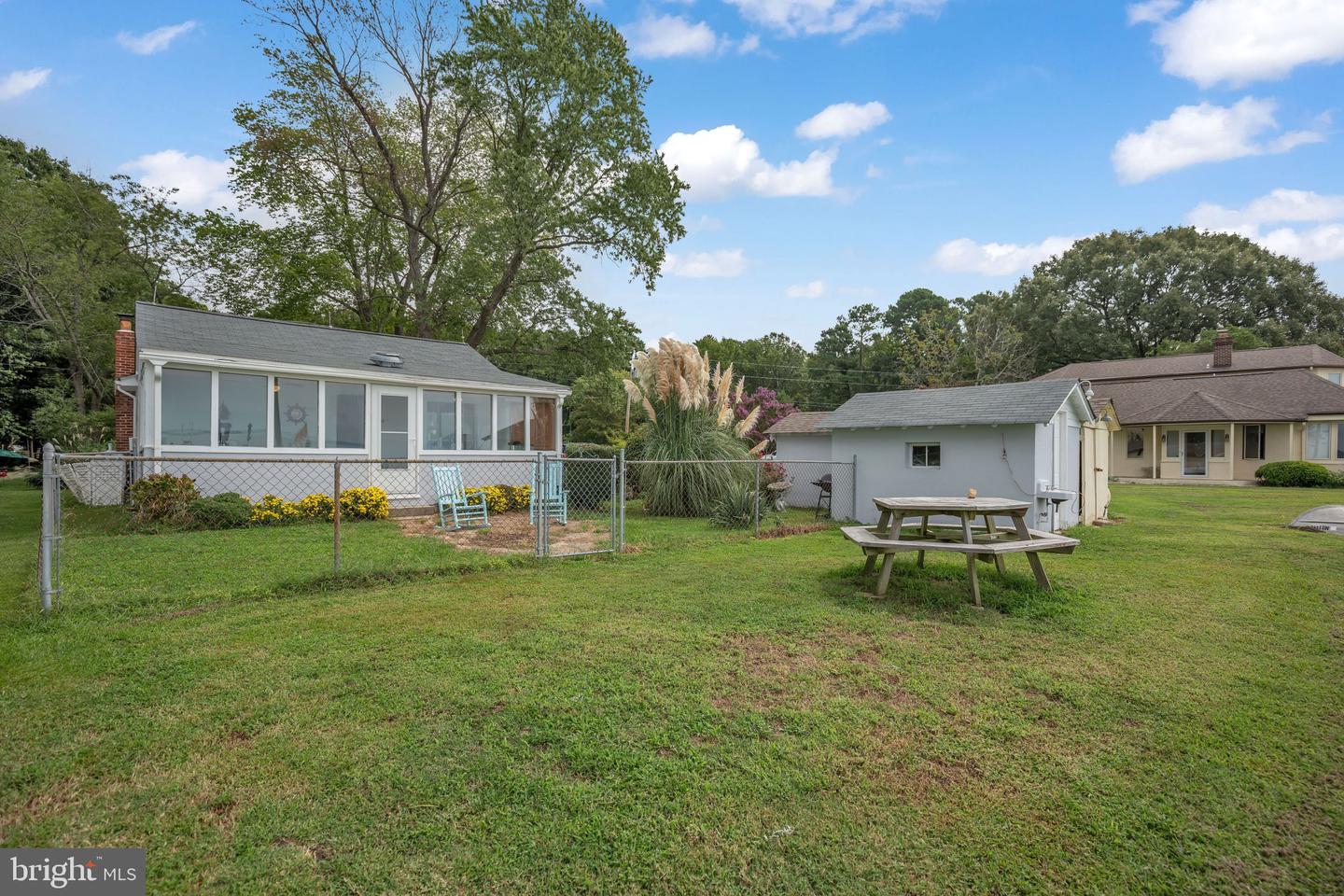 20798 Waterside Dr Property Photo 7