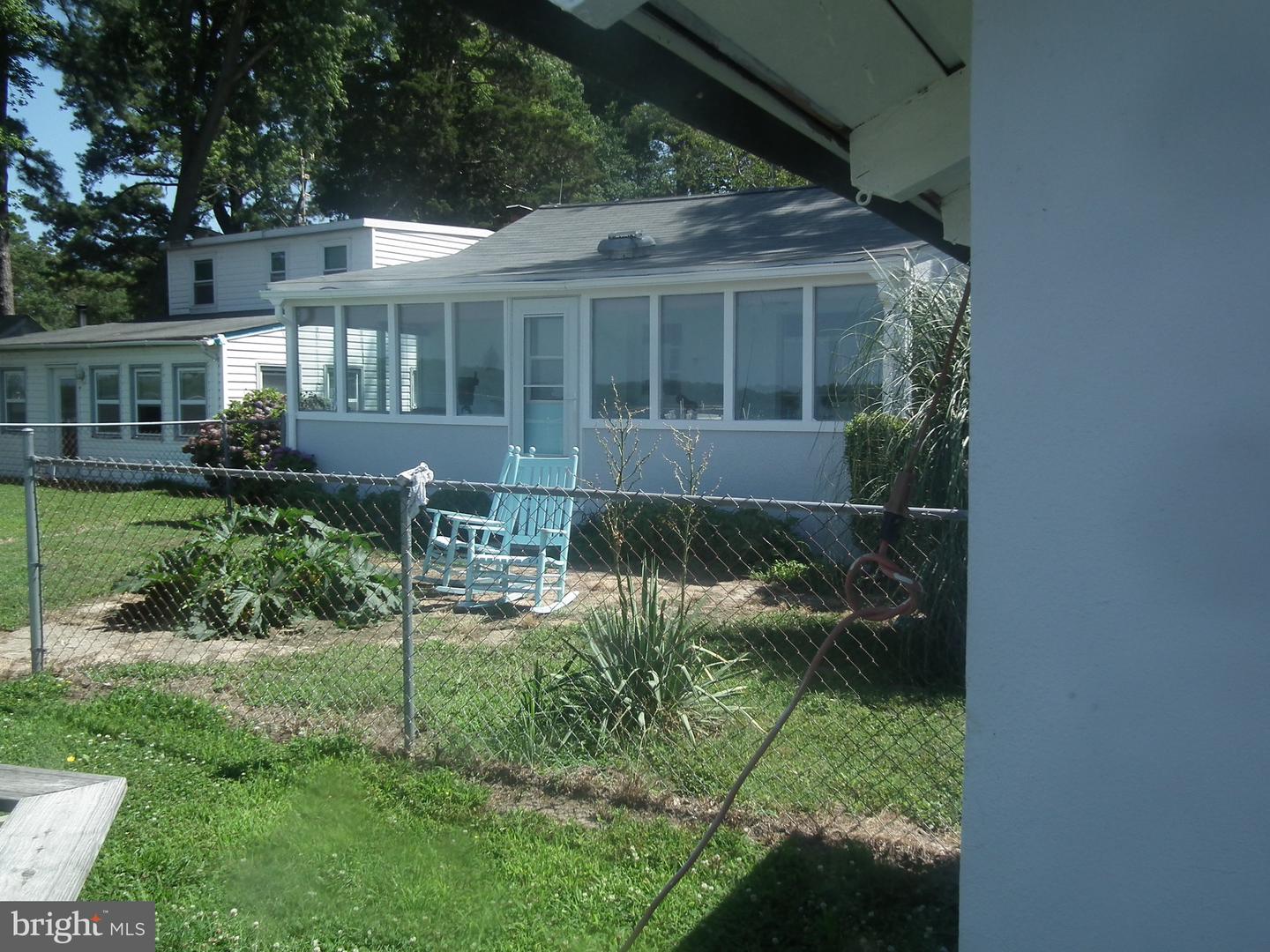 20798 Waterside Dr Property Photo 12