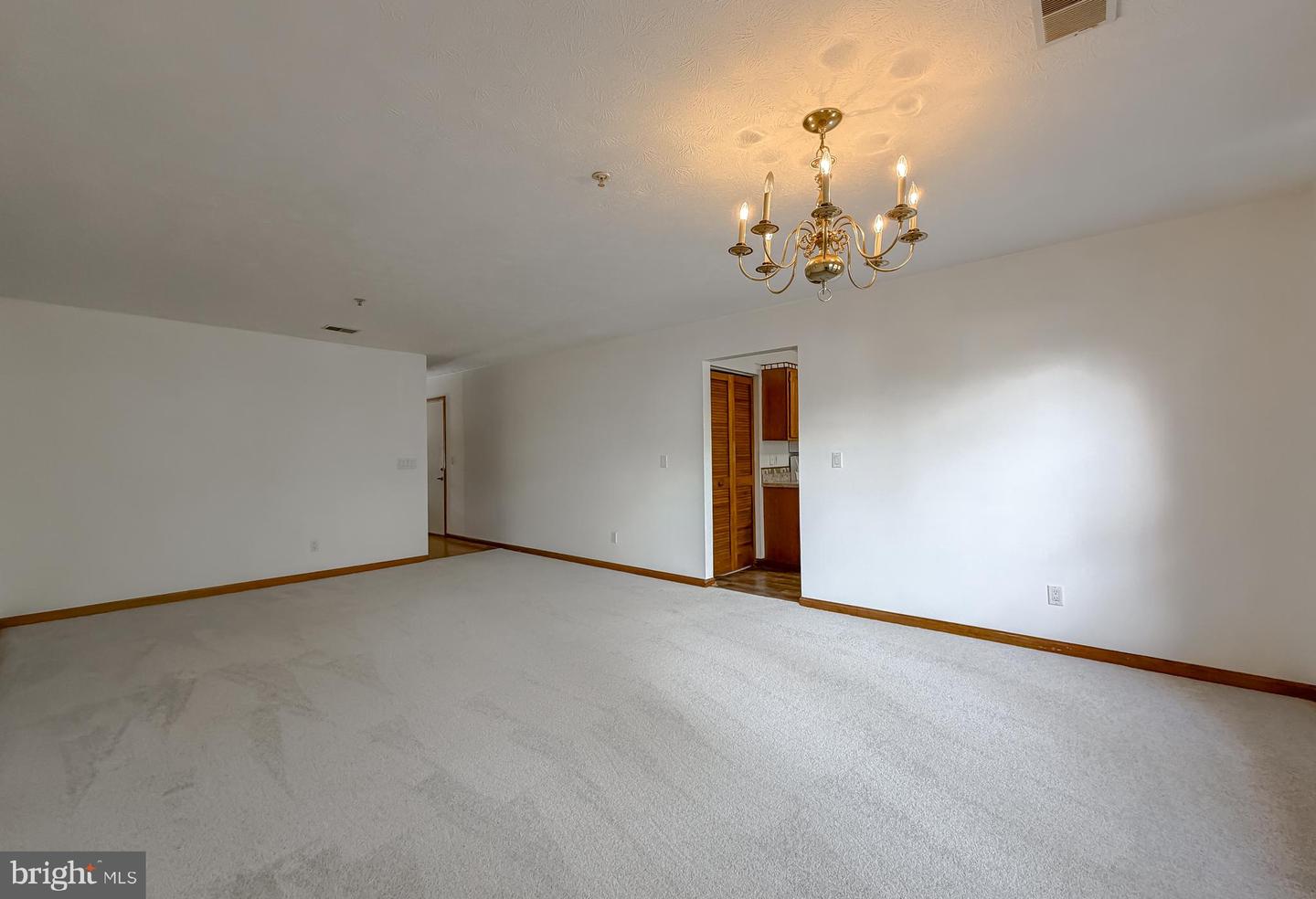 44029 Fieldstone Way Property Photo 15