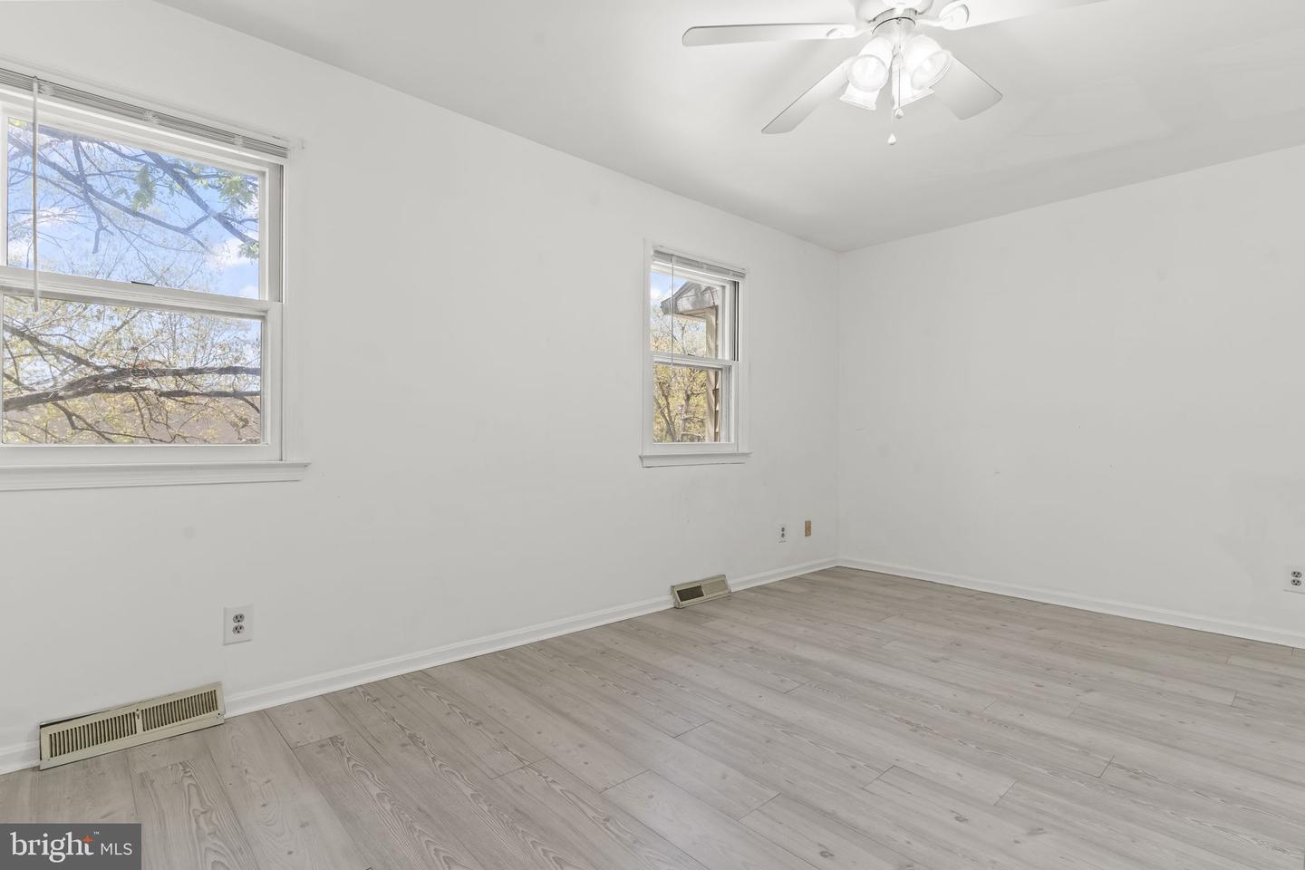 22424 Greenview Ct Property Photo 16