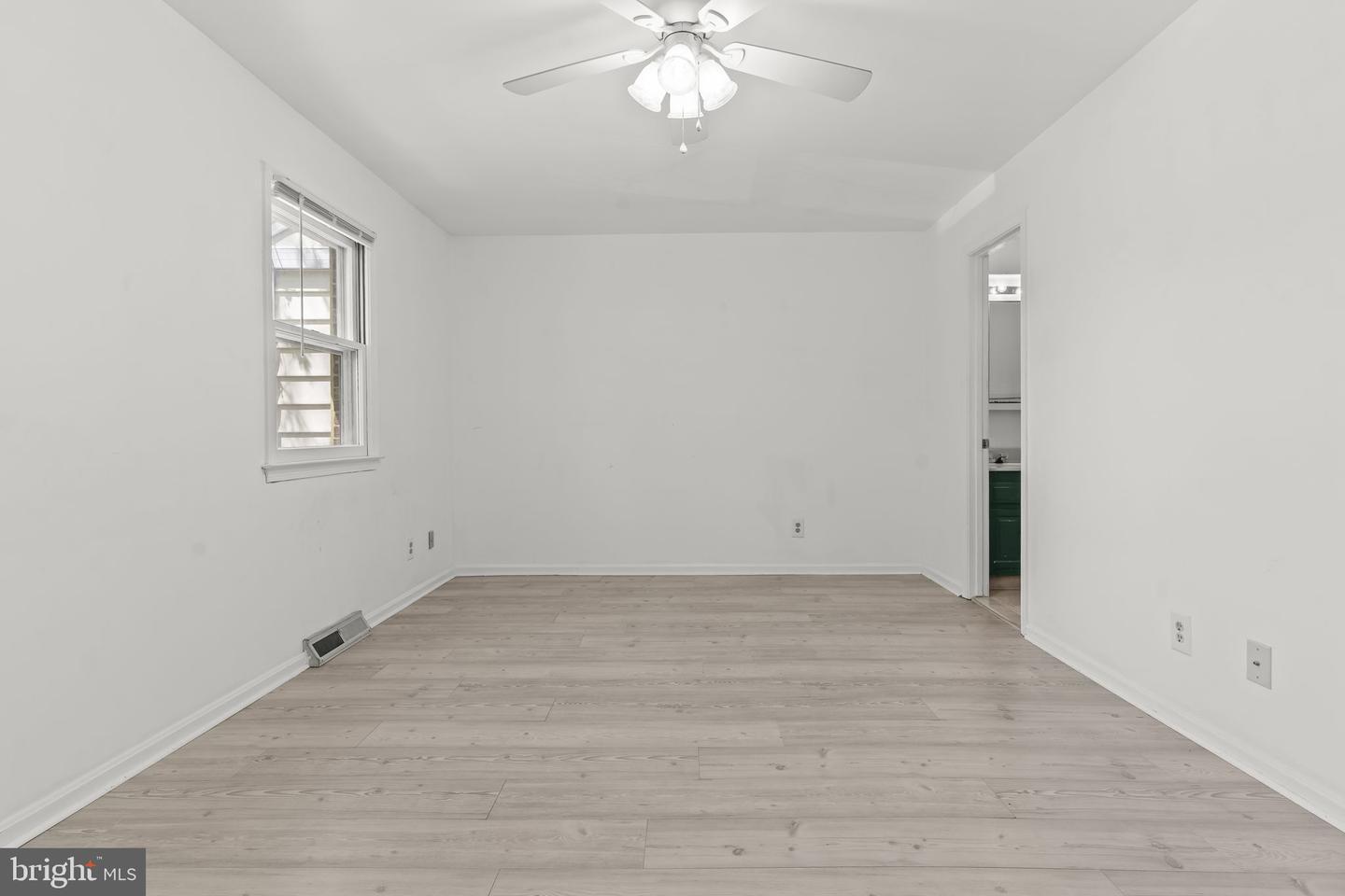 22424 Greenview Ct Property Photo 17