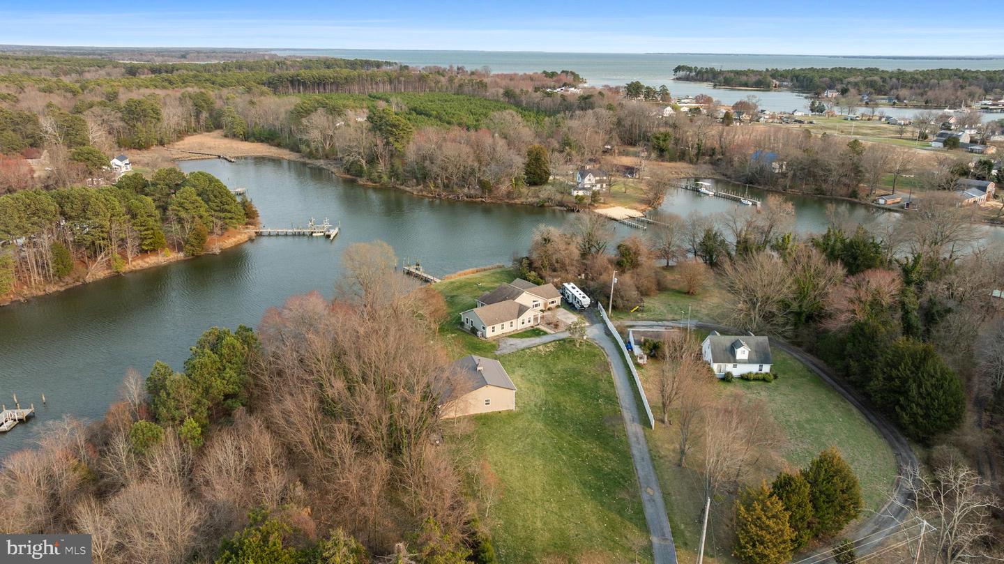 38150 Boatman Ln Property Photo 5