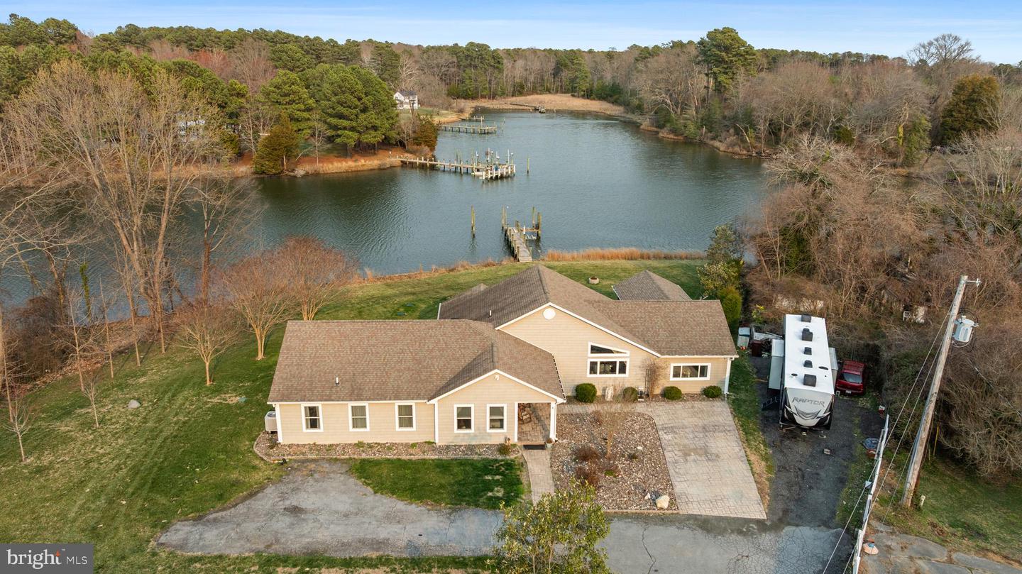38150 Boatman Ln Property Photo 8