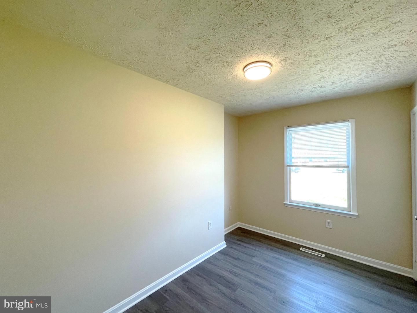 45743 Dee Ct Property Photo 10