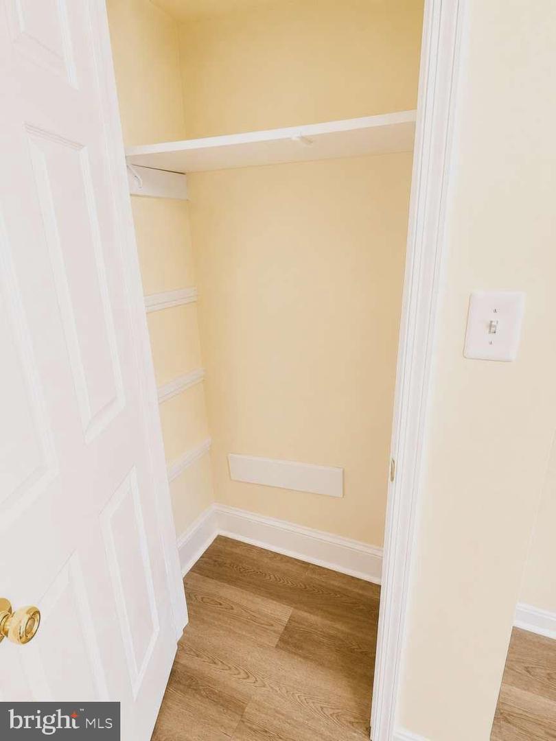 25263 Sotterley Rd Property Photo 15