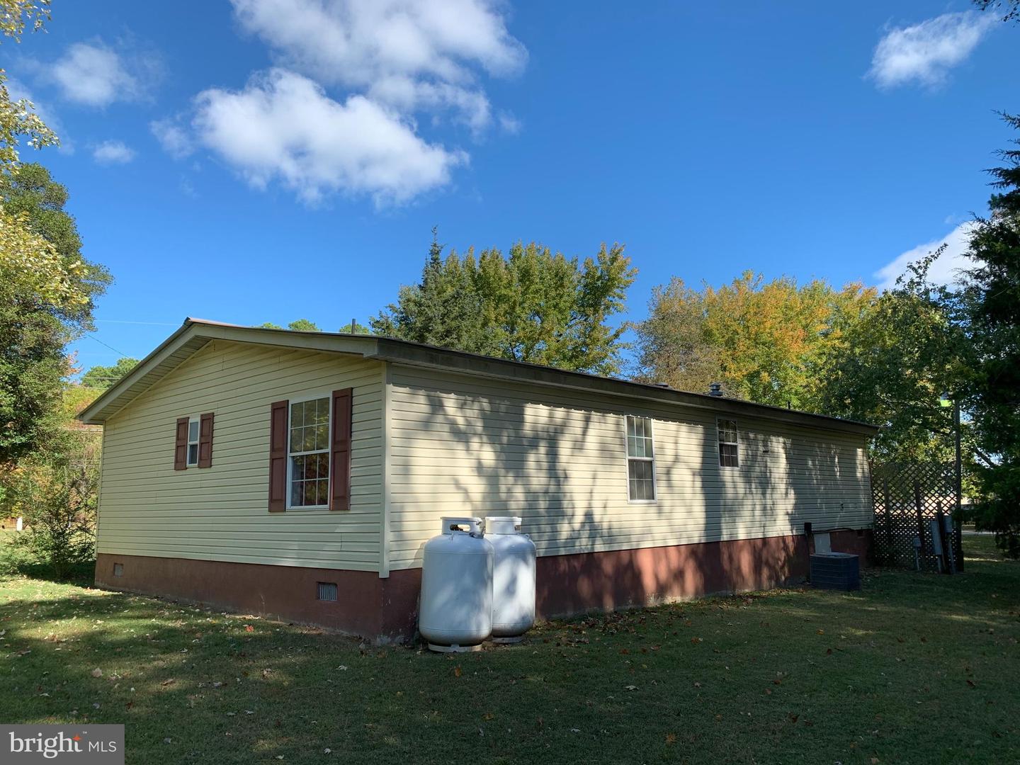 48683 Beachville Rd Property Photo 3