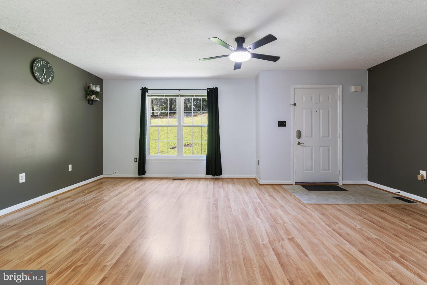 37362 E Spicer Dr Property Photo 8