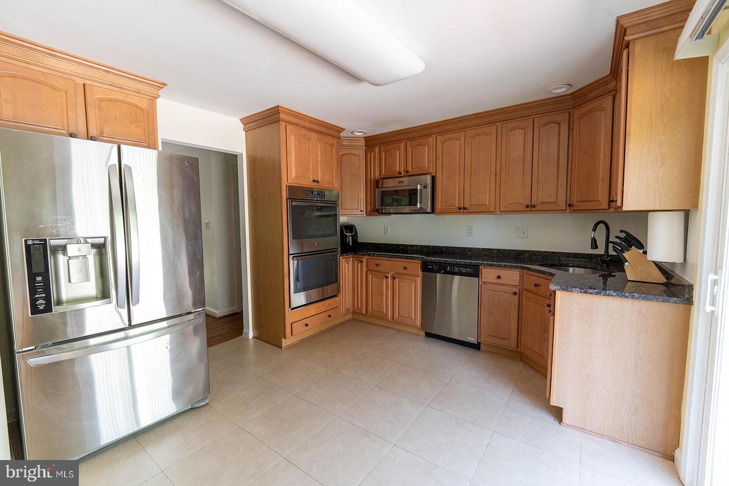 29994 Richard Cir Property Photo 5