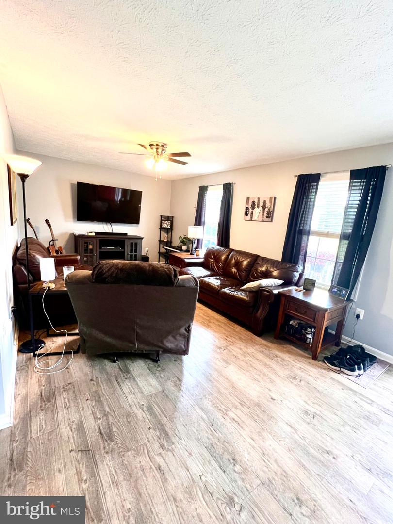 36668 Owens Dr Property Photo 18