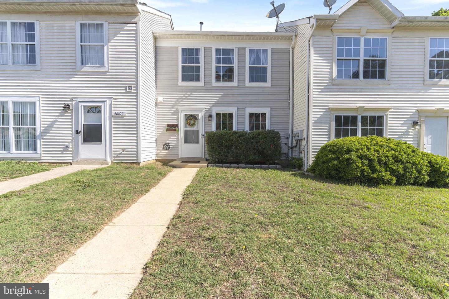 46104 Lucca Way Property Photo 1