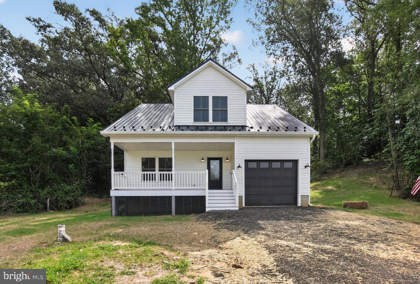 23690 Maddox Rd Property Photo 2