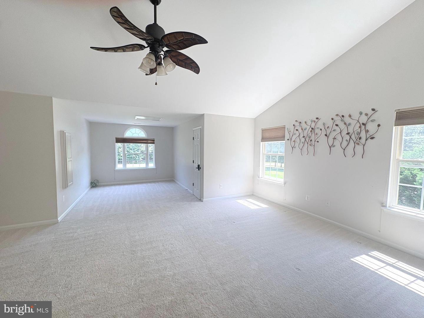 23063 Pembrook Dr Property Photo 16