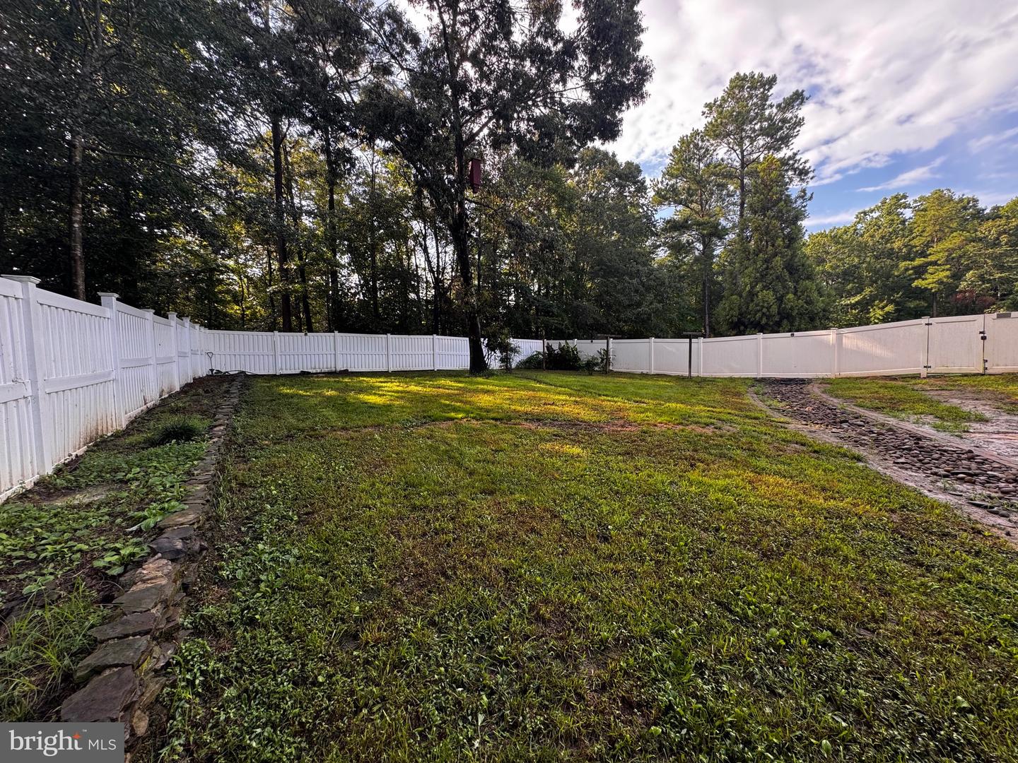 23063 Pembrook Dr Property Photo 45
