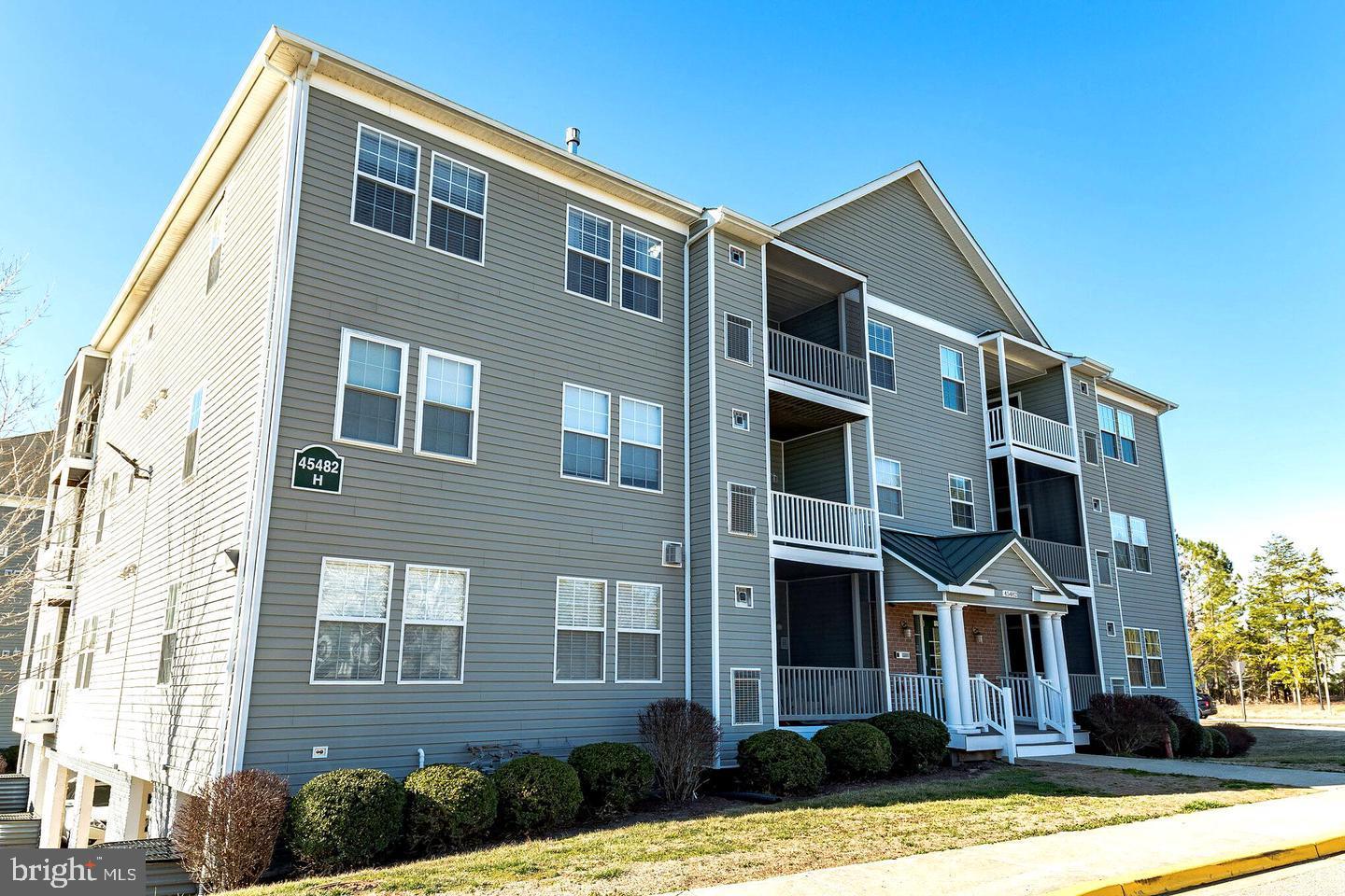45482 Westmeath Way #h 12 Property Photo 1