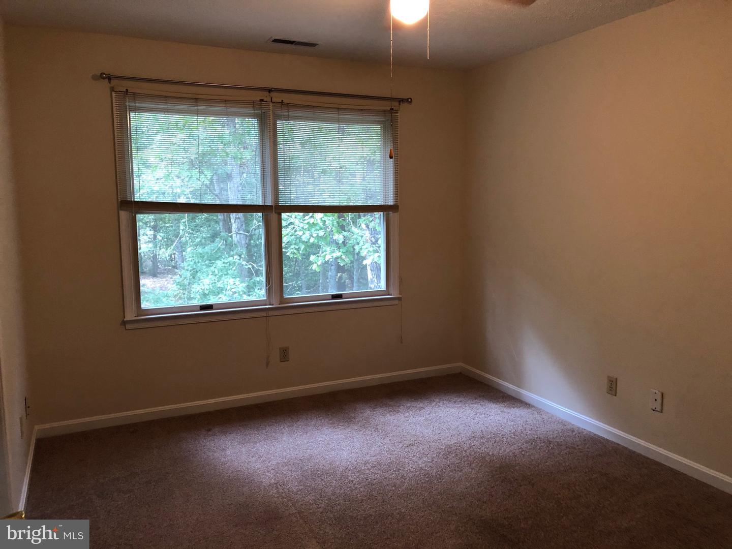 21113 Arbor Ct Property Photo 7