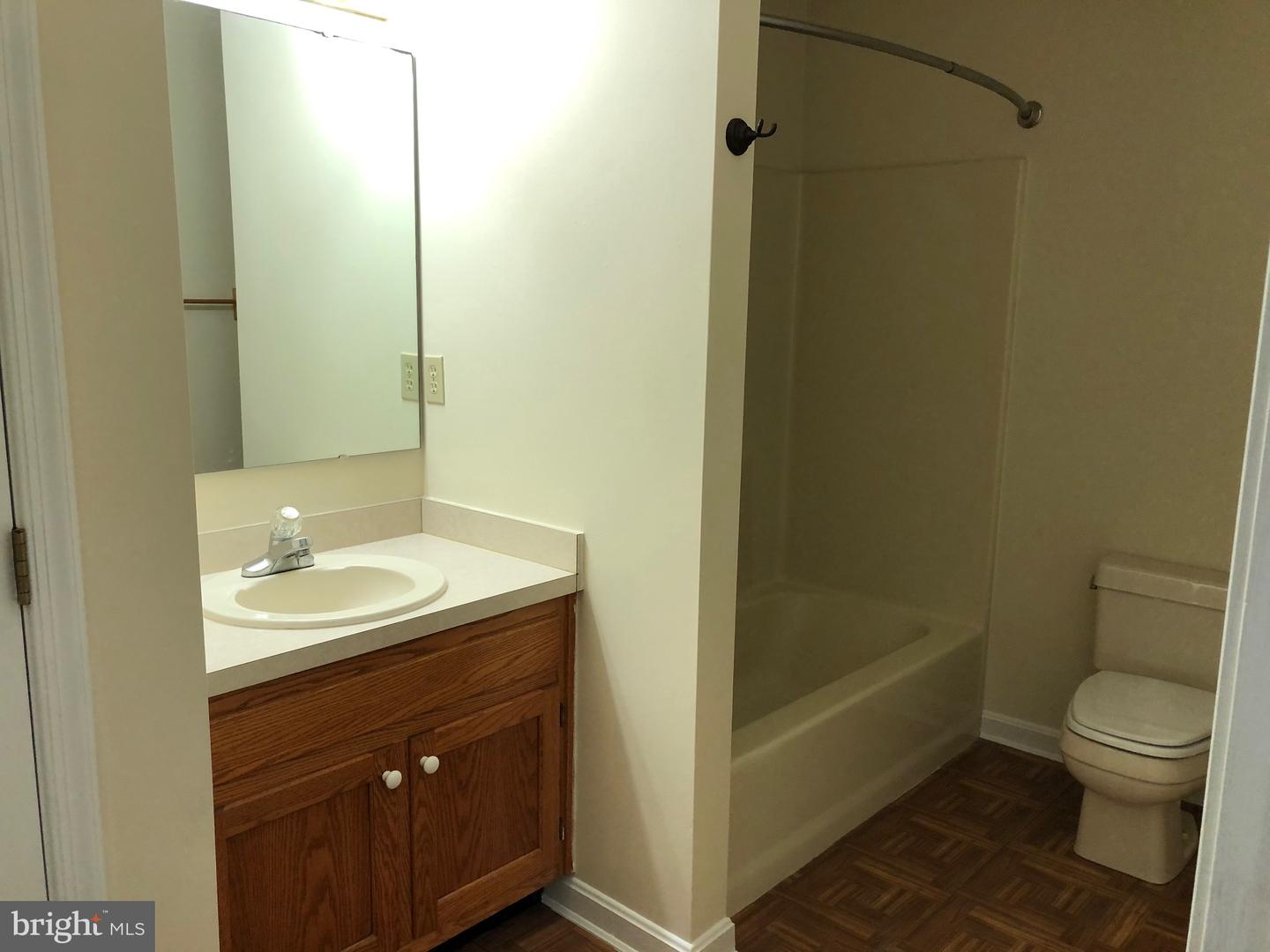21113 Arbor Ct Property Photo 11