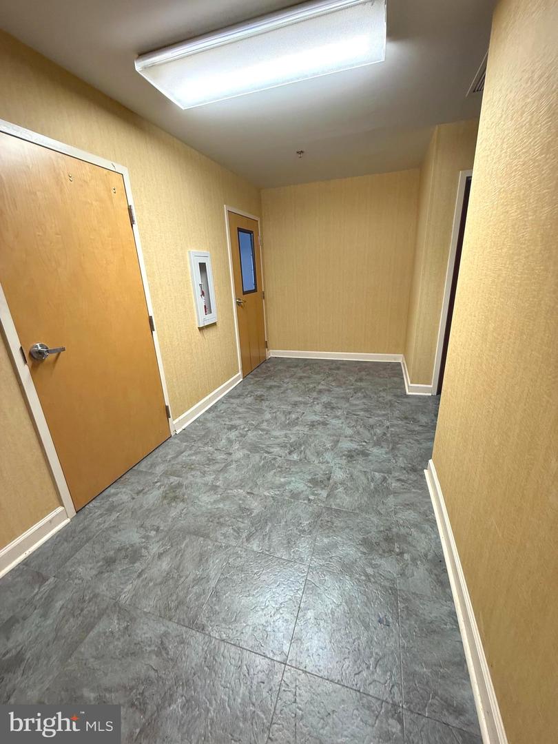 22888 Three Notch Rd #301 Property Photo 4