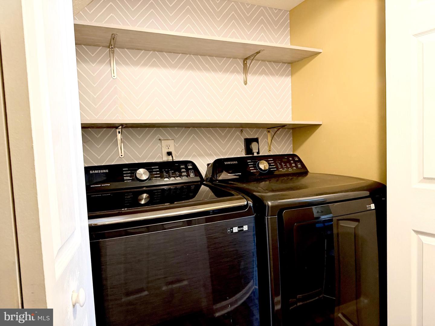 46097 Lucca Way Property Photo 7