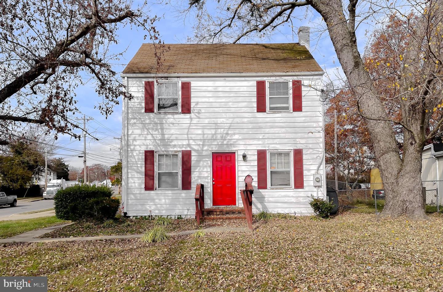 21689 Great Mills Rd Property Photo 6