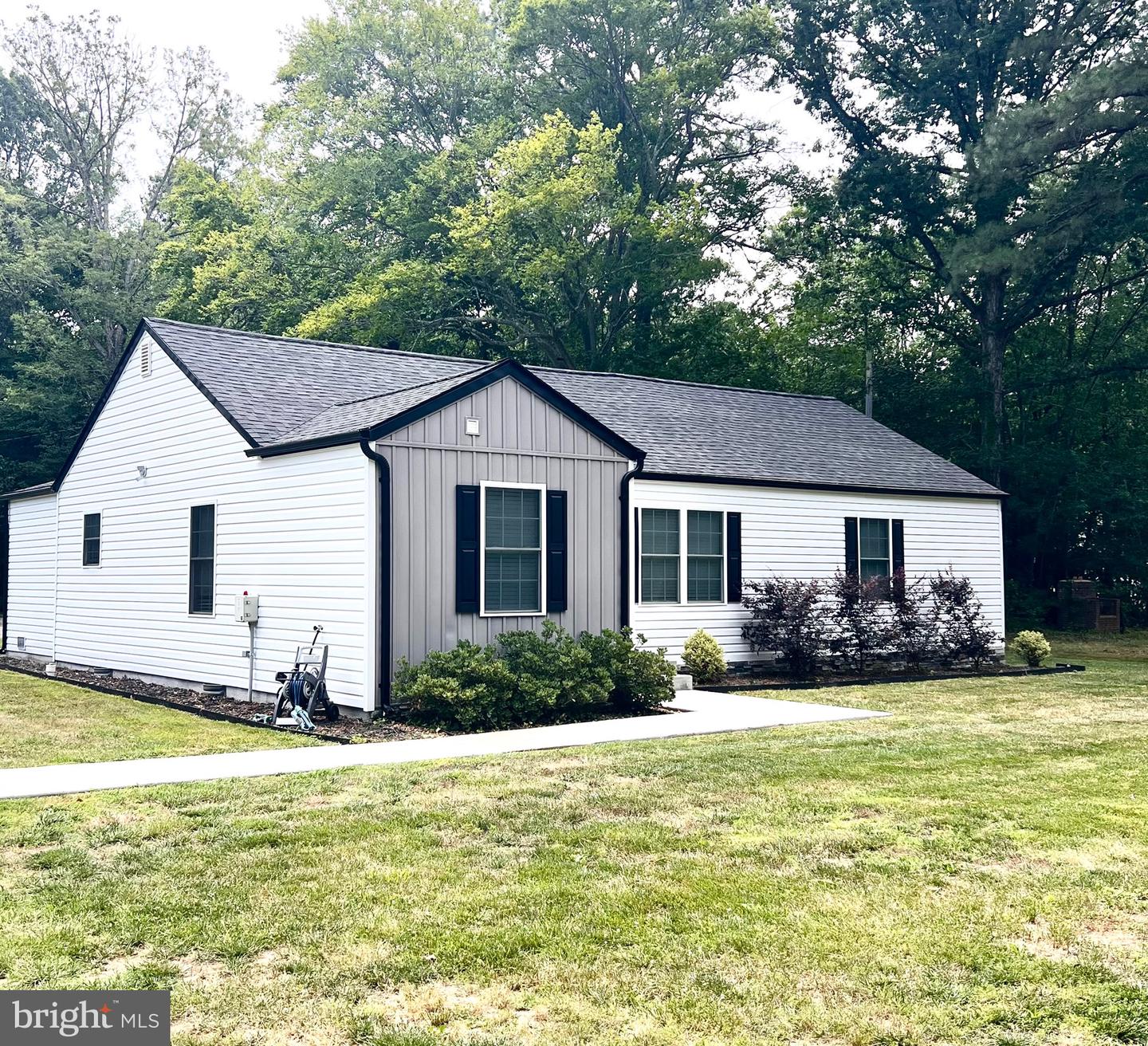 23898 Speith Rd Property Photo 3