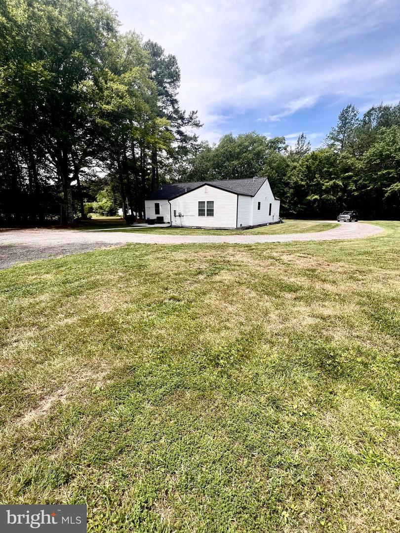 23898 Speith Rd Property Photo 7