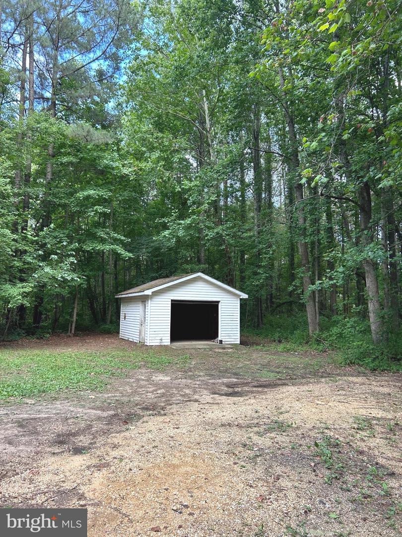 20275 Jackson Rd Property Photo 5