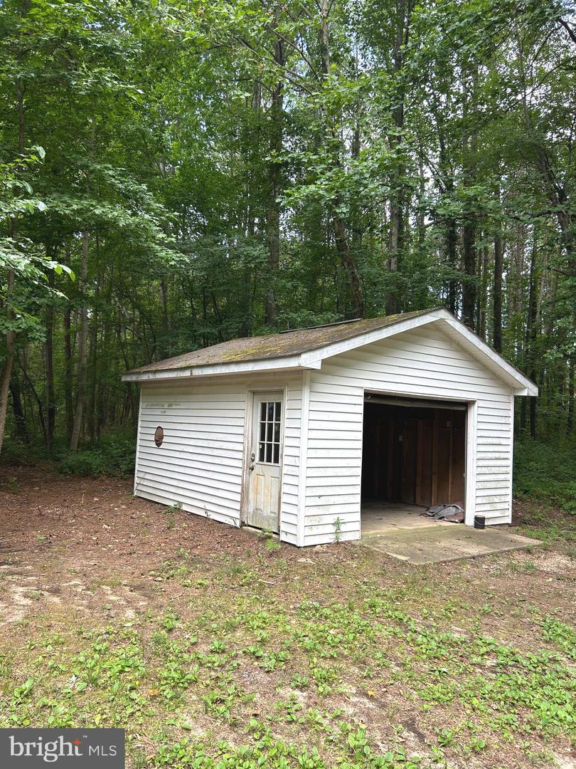 20275 Jackson Rd Property Photo 6