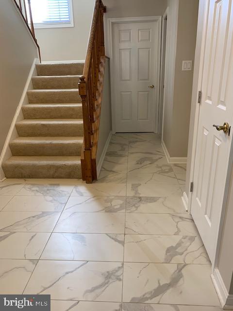 48005 Mayflower Dr Property Photo 6
