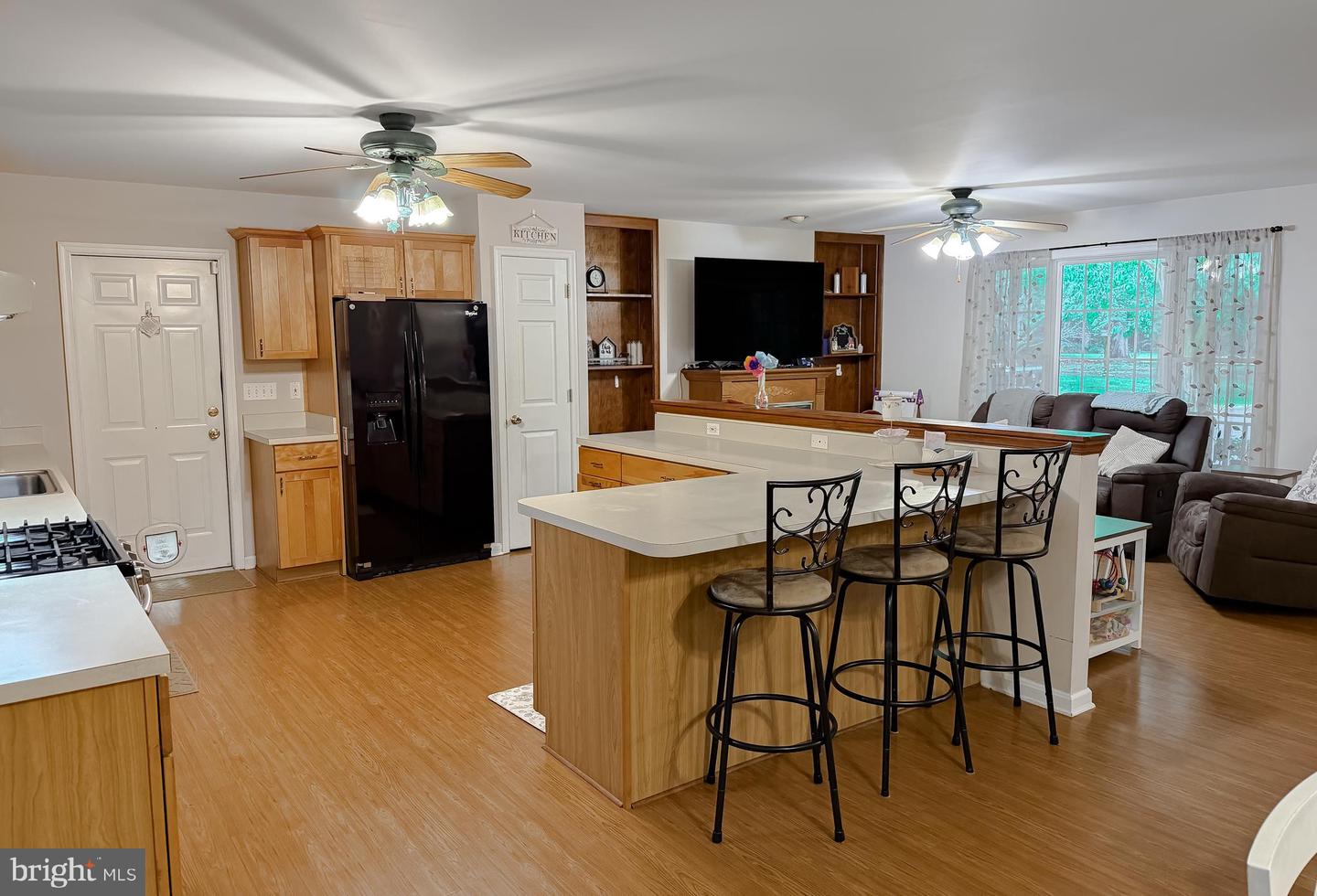 17347 Whitaker Ct Property Photo 9