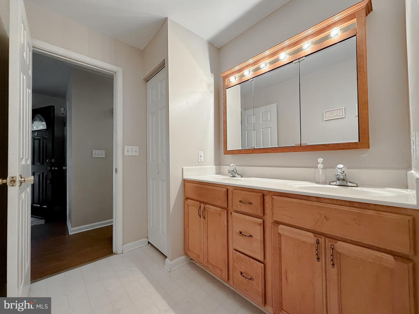 17347 Whitaker Ct Property Photo 23