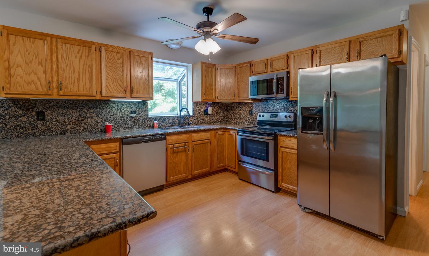 44294 Plantation Ct Property Photo 4