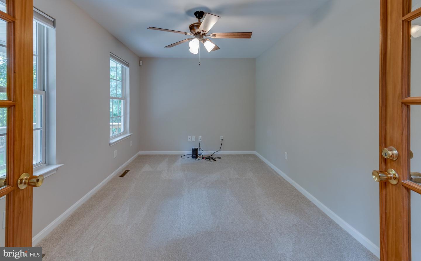 44294 Plantation Ct Property Photo 6
