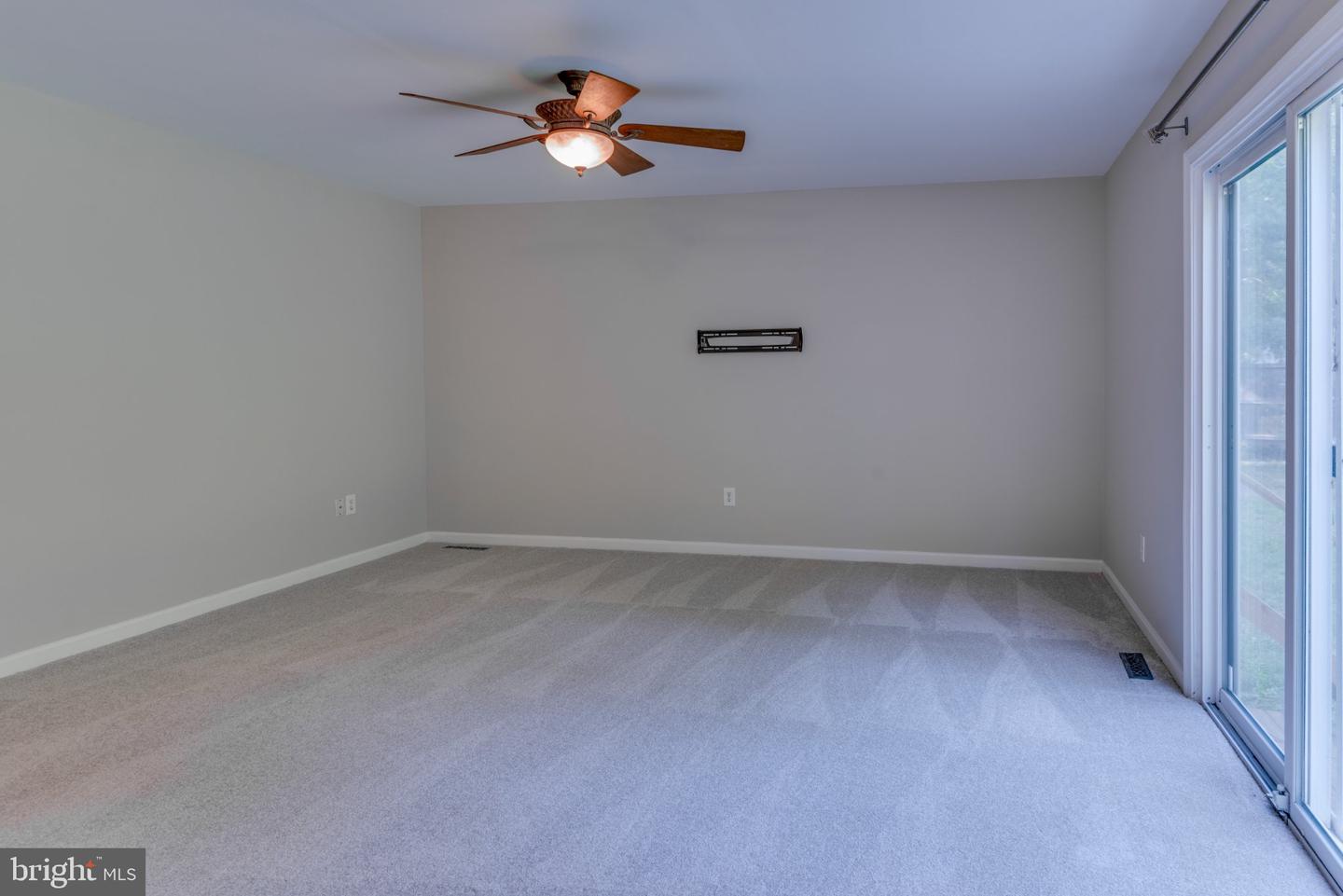 44294 Plantation Ct Property Photo 18