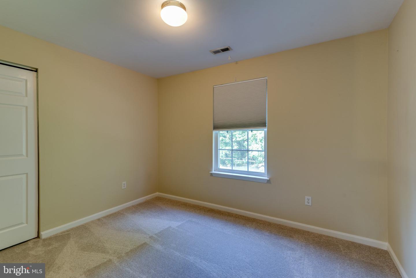 44294 Plantation Ct Property Photo 25