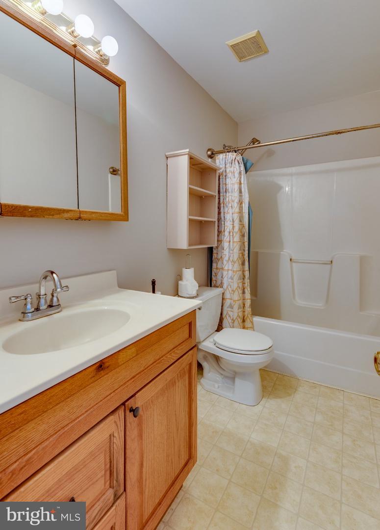 44294 Plantation Ct Property Photo 27