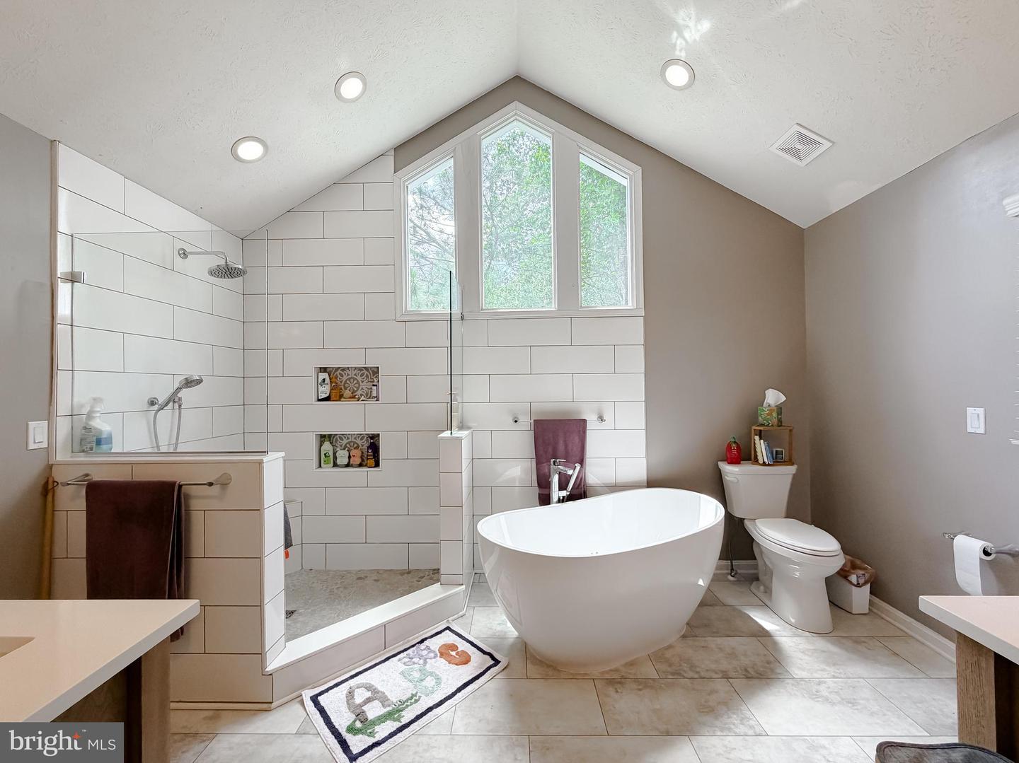 23118 Silverberry Way Property Photo 28