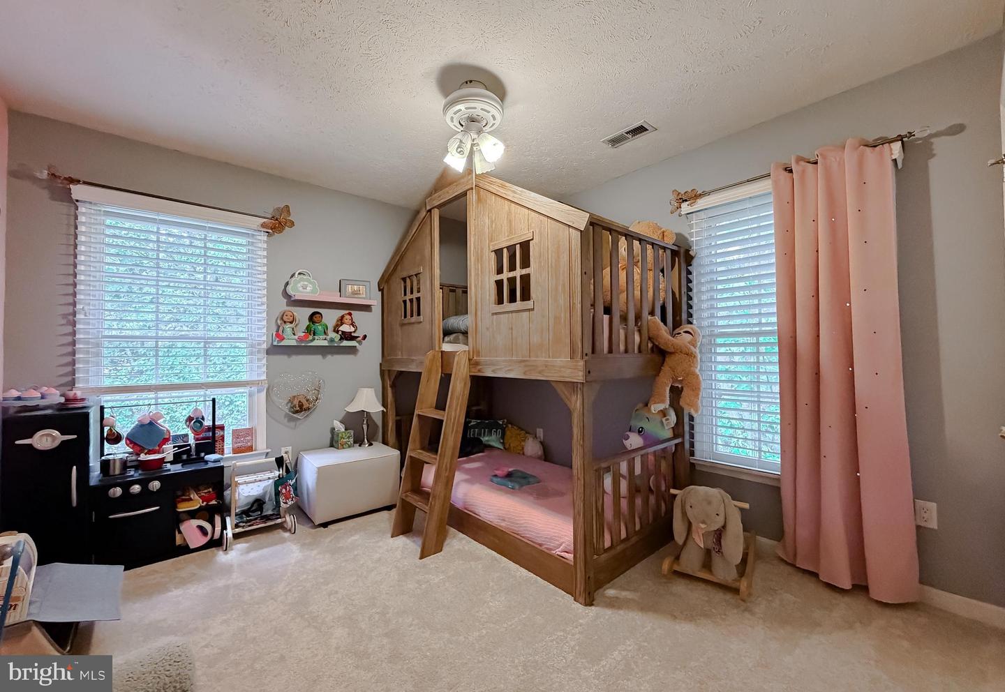23118 Silverberry Way Property Photo 32
