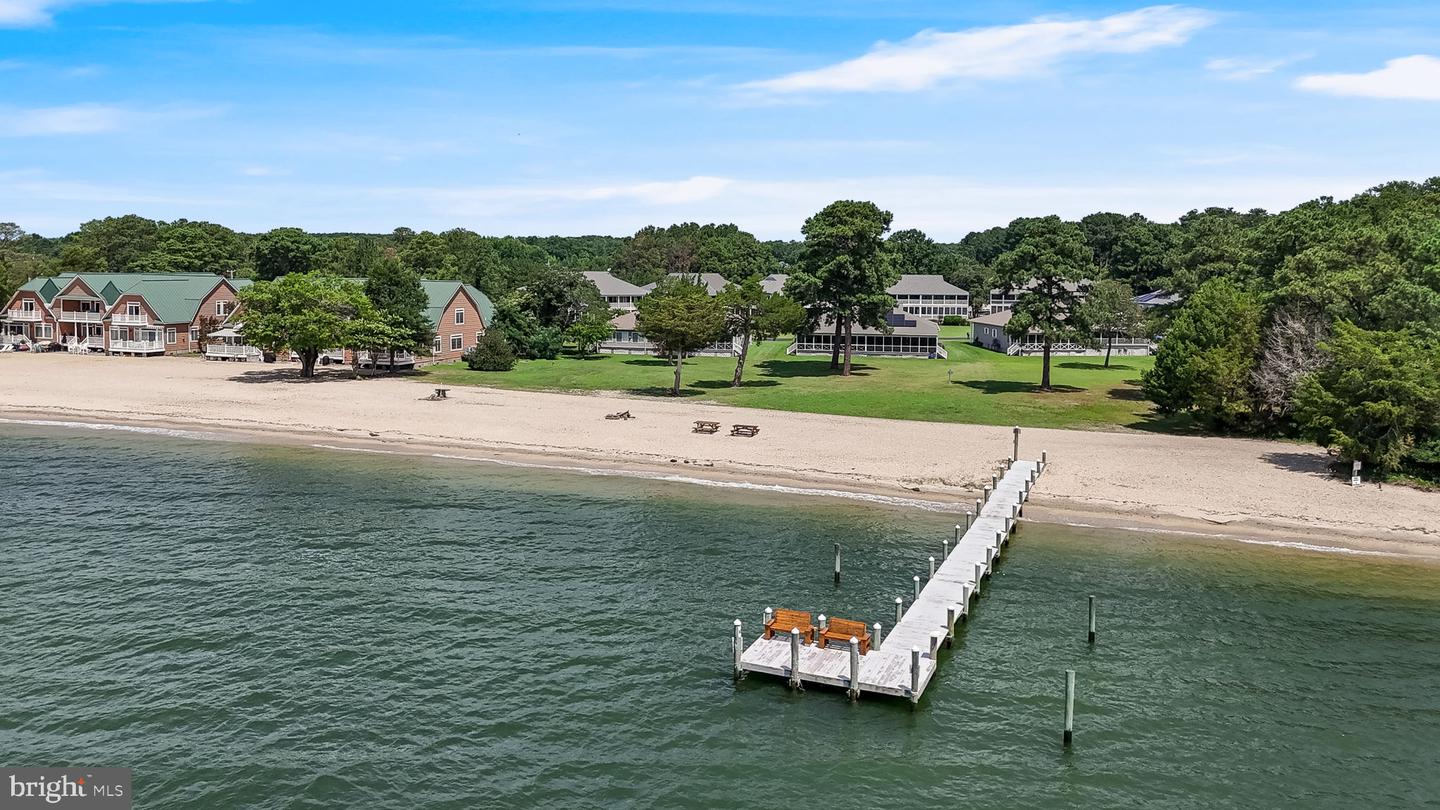 17265 CRAB POT LN